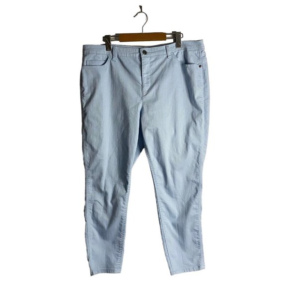 Northern Reflections Women's Light Blue High Waisted Jeans - Picture 1 of 8